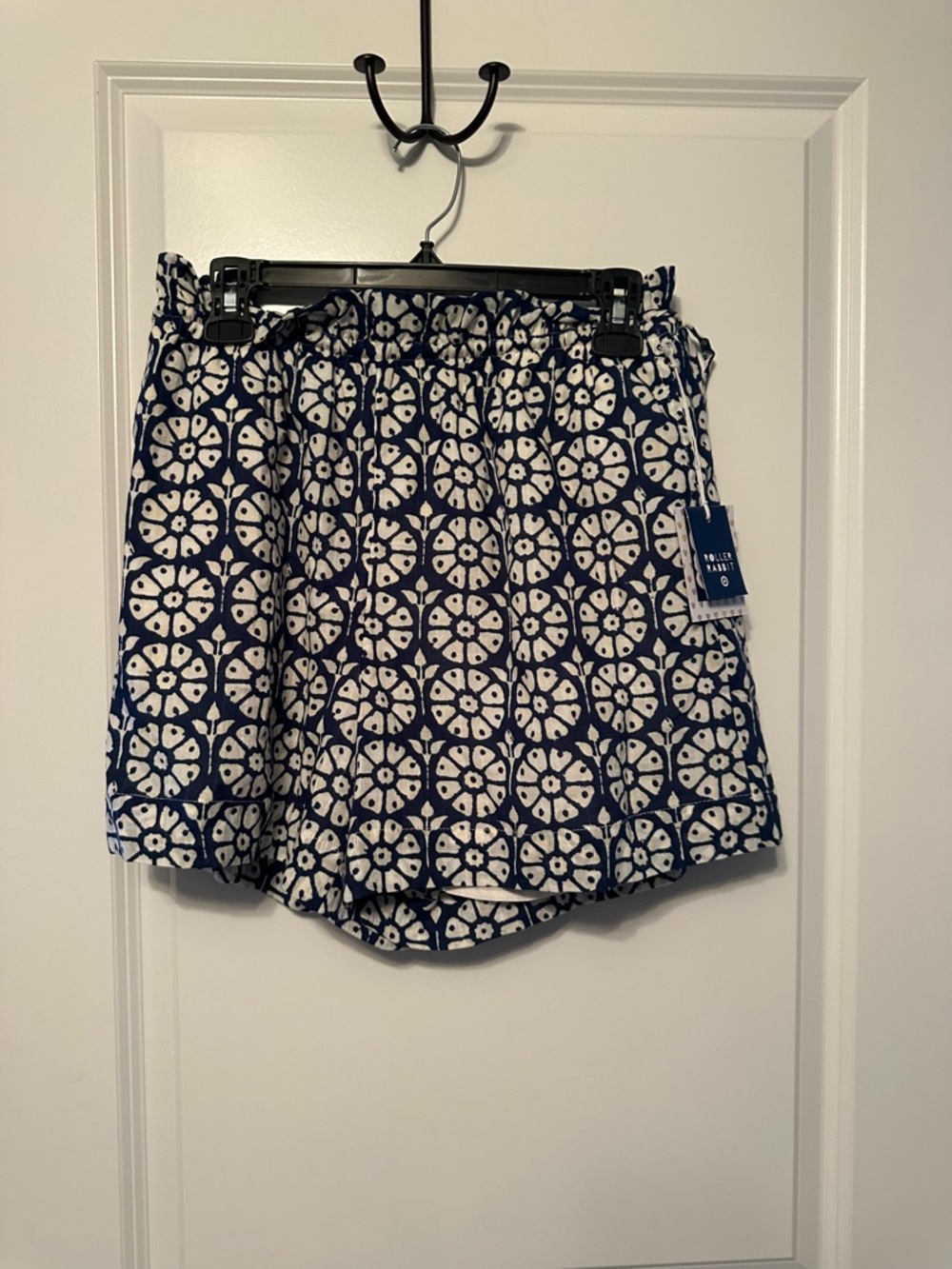 Roller Rabbit x Target Women's Blue and White Printed pull on Shorts NWT small